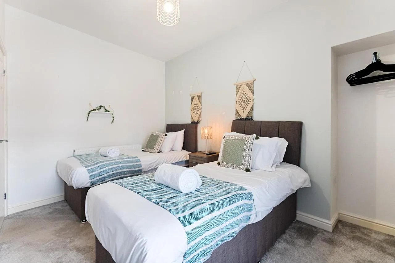Feriehus Eaton Accommodation - Tv In Every Bedroom! Swansea