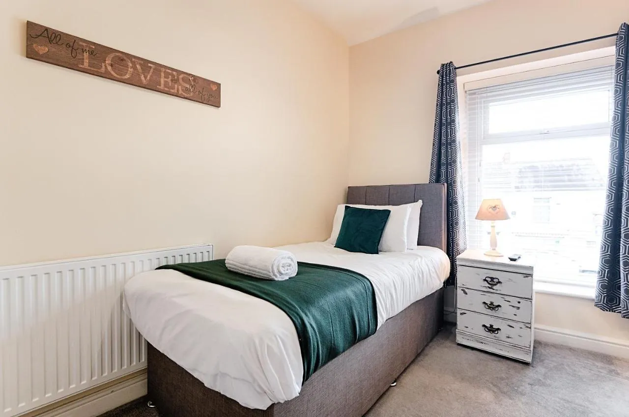 Eaton Accommodation - Tv In Every Bedroom! Swansea Feriehus